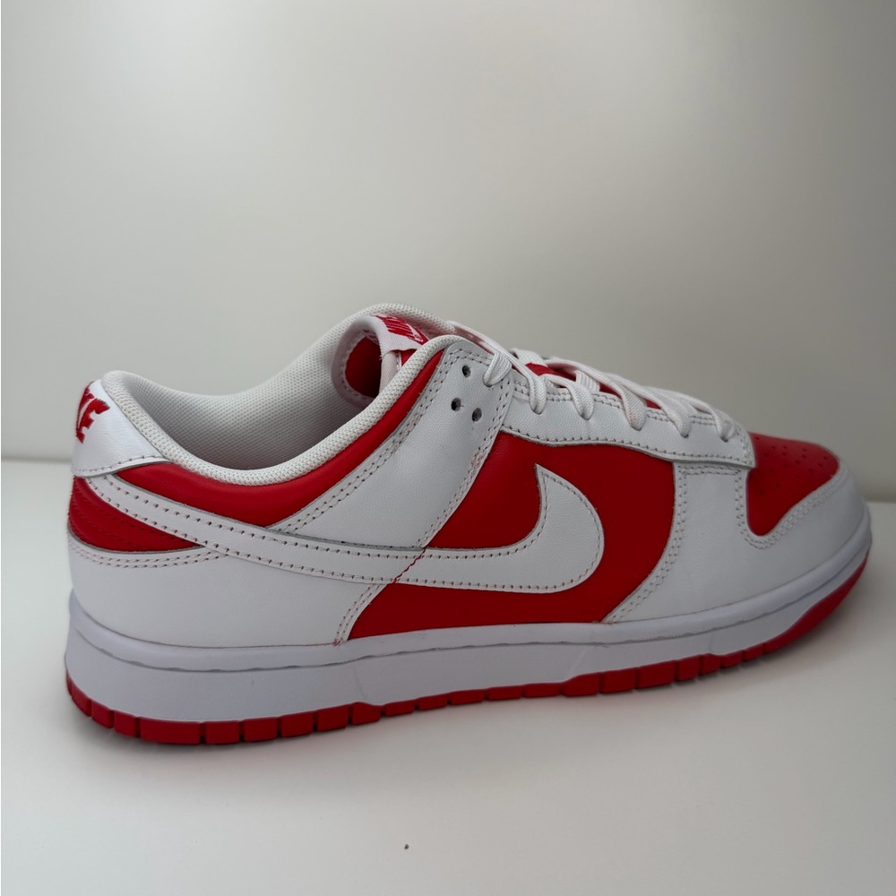 Men’s Nike Red and White Athletic Sneakers - Picture 4 of 8